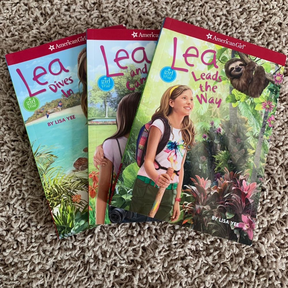 American girl doll Limited edition Leah Clark books